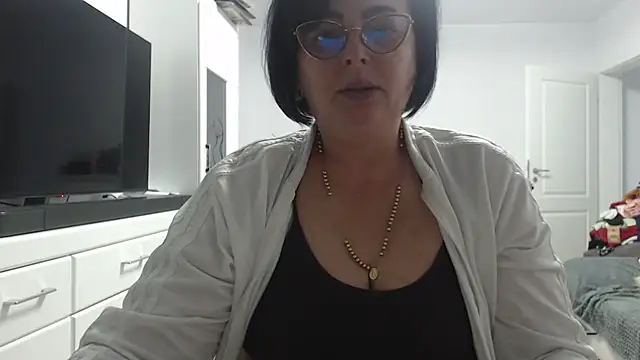 Amandamuller1982 online show from 11-03-25, 04:52