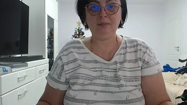 Amandamuller1982 online show from 12-21-25, 09:27