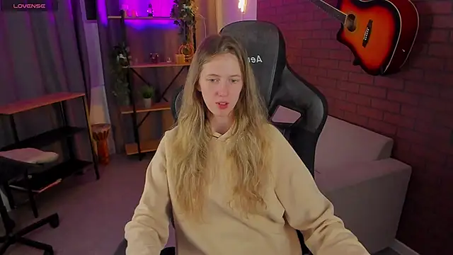 Sharon Evansi online show from 01-03-25, 03:01