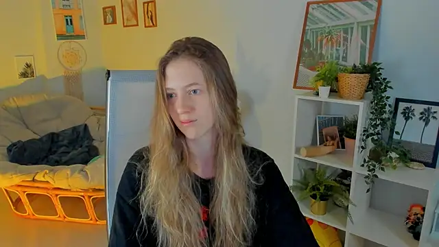 Sharon Evansi online show from 03-16-25, 12:11