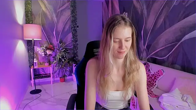 Sharon Evansi online show from 12-13-25, 07:53