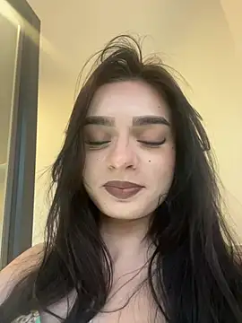 Snapshot of AdelinaAlia chatting on 02-24-26, 11:30 AdelinaAlia online show from 02-24-26, 11:30