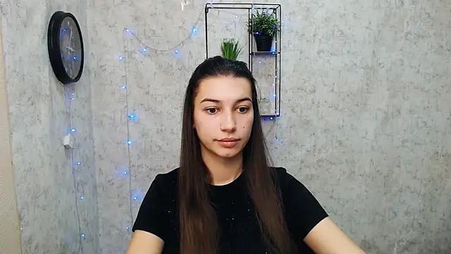 Snapshot of KarolinaRosse_ chatting on 01-07-25, 10:11 KarolinaRosse online show from 01-07-25, 10:11