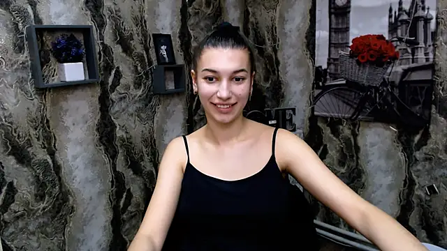 Snapshot of KarolinaRosse_ chatting on 01-12-25, 01:16 KarolinaRosse online show from 01-12-25, 01:16