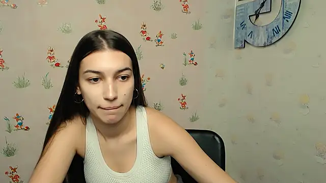 Snapshot of KarolinaRosse_ chatting on 01-19-25, 01:22 KarolinaRosse online show from 01-19-25, 01:22