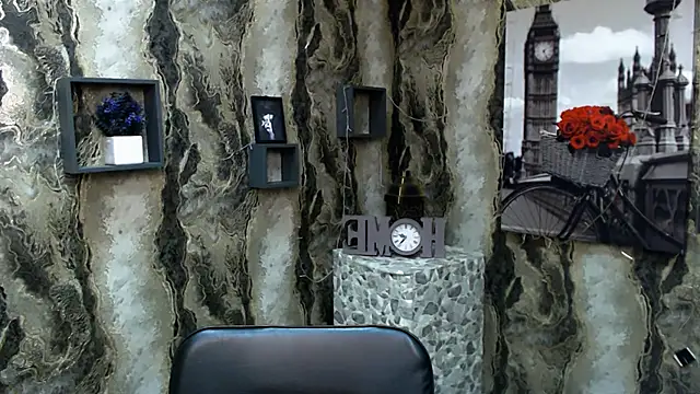 Snapshot of KarolinaRosse_ chatting on 02-18-25, 07:10 KarolinaRosse online show from 02-18-25, 07:10