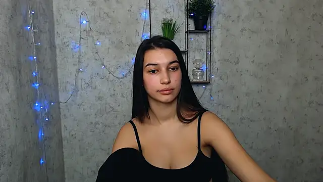Snapshot of KarolinaRosse_ chatting on 02-28-25, 10:09 KarolinaRosse online show from 02-28-25, 10:09