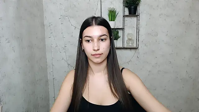 Snapshot of KarolinaRosse_ chatting on 03-21-25, 07:00 KarolinaRosse online show from 03-21-25, 07:00