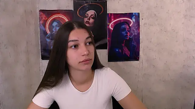 Snapshot of KarolinaRosse_ chatting on 09-27-25, 05:12 KarolinaRosse online show from 09-27-25, 05:12