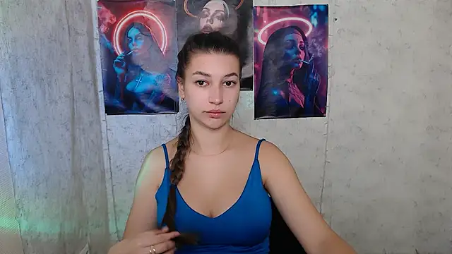 Snapshot of KarolinaRosse_ chatting on 10-13-25, 05:40 KarolinaRosse online show from 10-13-25, 05:40