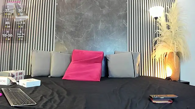 Duriel  online show from 03-08-25, 01:03