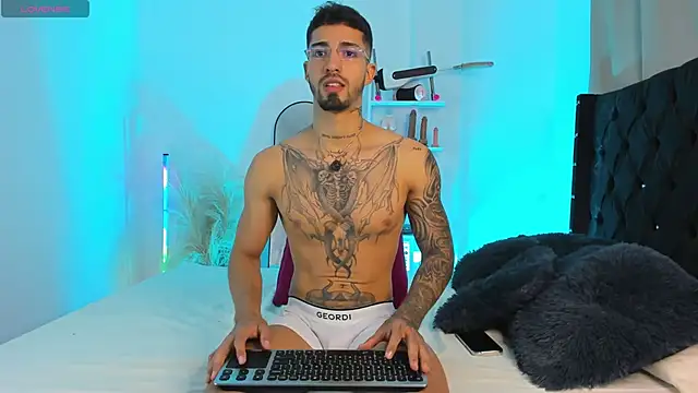 Duriel  online show from 09-23-25, 06:11