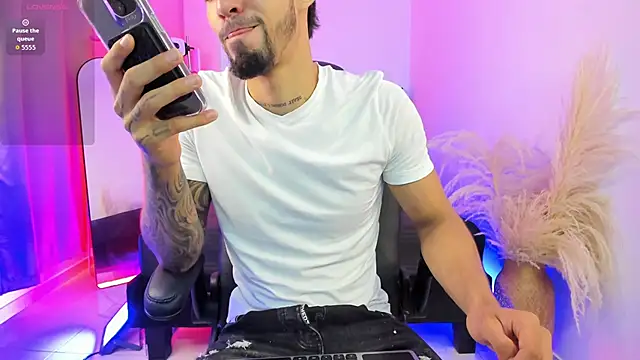 Duriel  online show from 11-06-25, 06:09