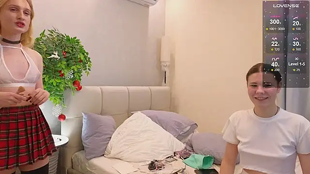 Bella Murrr online show from 02-24-25, 12:37