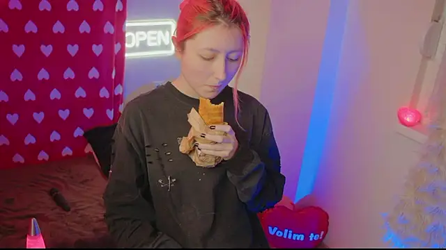 Bloom-fairy online show from 02-12-26, 12:44