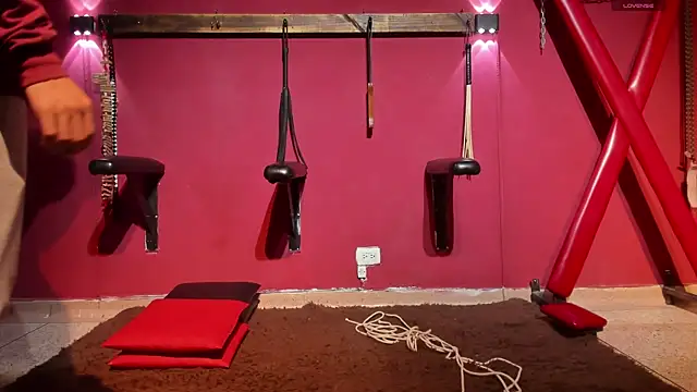 BDSM Vantablack  online show from 01-15-25, 07:26