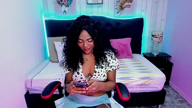 Edelaine rogers online show from 09-14-25, 05:39