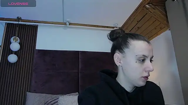 IvyBunny  online show from 12-05-24, 06:21