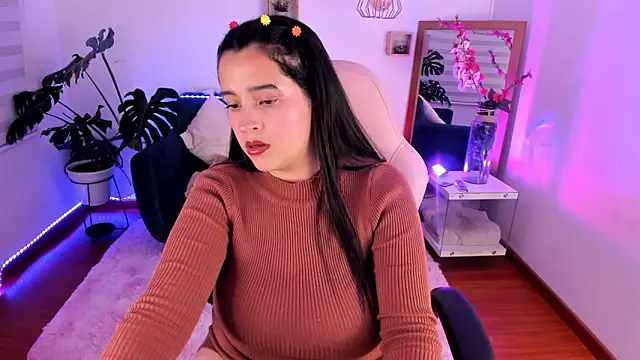 Snapshot of Pamela_cheverry chatting on 02-07-25, 03:55 Pamela cheverry online show from 02-07-25, 03:55