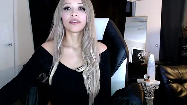 liadivina online show from 03-14-25, 09:35