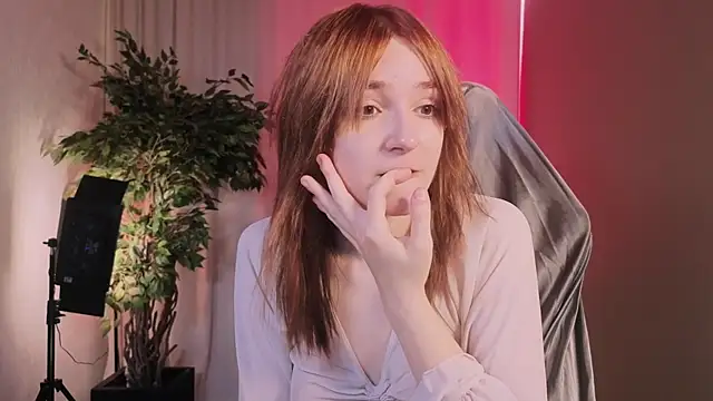 Rita flame online show from 09-28-25, 12:21