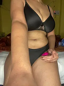 Snapshot of cum-to-nicky chatting on 01-01-25, 02:42 cum-to-nicky online show from 01-01-25, 02:42