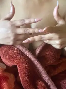 Snapshot of cum-to-nicky chatting on 01-21-25, 06:43 cum-to-nicky online show from 01-21-25, 06:43