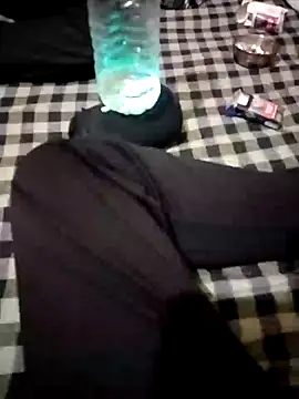 black cobra70 online show from 12-28-24, 07:43