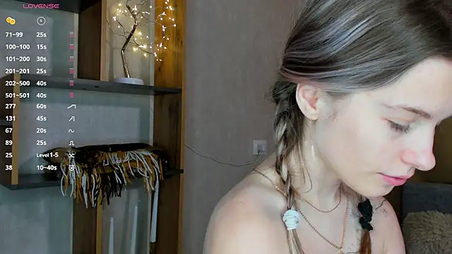 LinaCristonsen online show from 12-08-24, 02:09