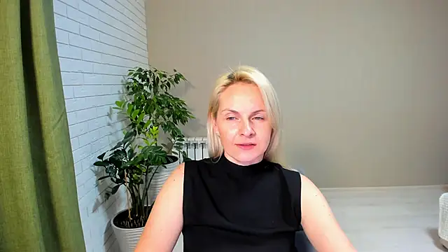 Snapshot of Alicee_Gracee chatting on 01-27-25, 09:33 Alicee Gracee online show from 01-27-25, 09:33