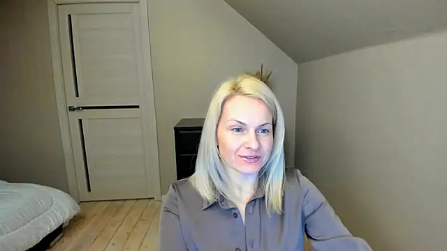 Snapshot of Alicee_Gracee chatting on 02-16-25, 06:54 Alicee Gracee online show from 02-16-25, 06:54