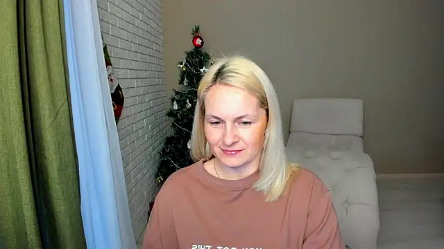 Alicee Gracee online show from 12-17-25, 12:11