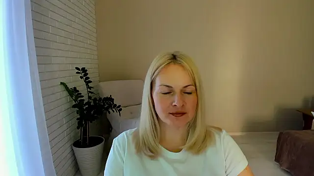 Alicee Gracee online show from 02-11-26, 11:26