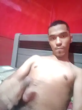 Snapshot of JuggedRegrets chatting on 02-05-26, 01:32 JuggedRegrets online show from 02-05-26, 01:32