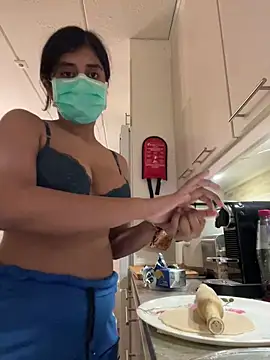 Snapshot of ScarletAss chatting on 01-27-25, 09:11 ScarletAss online show from 01-27-25, 09:11