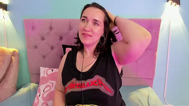 Snapshot of kyoakane chatting on 12-05-24, 03:59 kyoakane online show from 12-05-24, 03:59