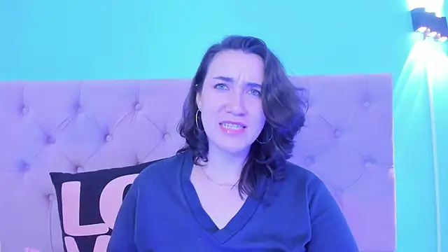 Snapshot of kyoakane chatting on 12-22-24, 06:49 kyoakane online show from 12-22-24, 06:49