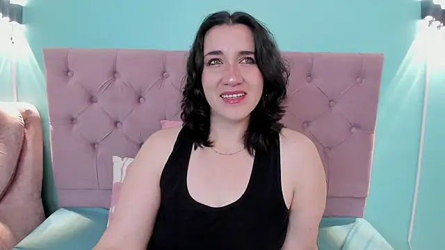 Snapshot of kyoakane chatting on 12-24-24, 04:33 kyoakane online show from 12-24-24, 04:33