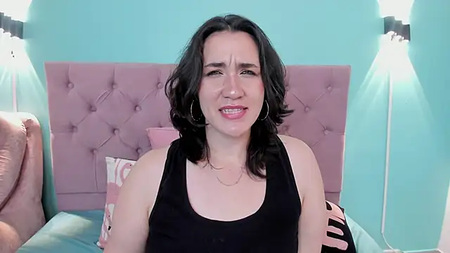 Snapshot of kyoakane chatting on 12-24-24, 07:39 kyoakane online show from 12-24-24, 07:39