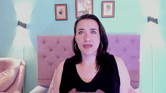 Snapshot of kyoakane chatting on 01-07-25, 03:24 kyoakane online show from 01-07-25, 03:24