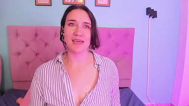 Snapshot of kyoakane chatting on 02-01-25, 11:54 kyoakane online show from 02-01-25, 11:54