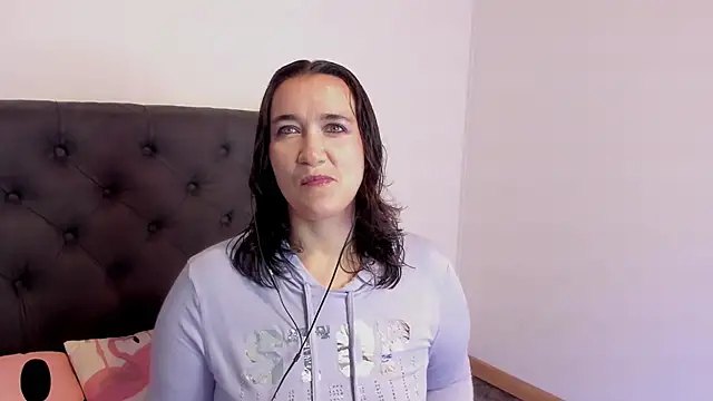 Snapshot of kyoakane chatting on 03-02-25, 04:07 kyoakane online show from 03-02-25, 04:07