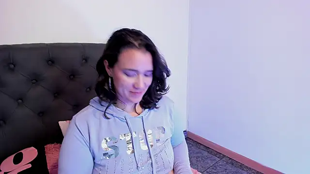 Snapshot of kyoakane chatting on 03-15-25, 10:03 kyoakane online show from 03-15-25, 10:03