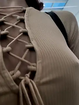 beaverwoman online show from 12-25-24, 02:02