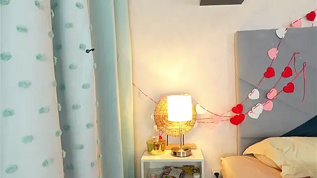 AshiaEkta1 online show from 02-18-26, 05:14