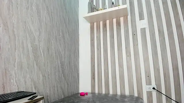 Snapshot of MarieMyller chatting on 02-19-25, 09:03 MarieMyller online show from 02-19-25, 09:03