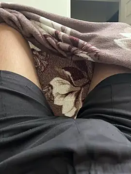 Rahulroy96 online show from 01-04-25, 08:16