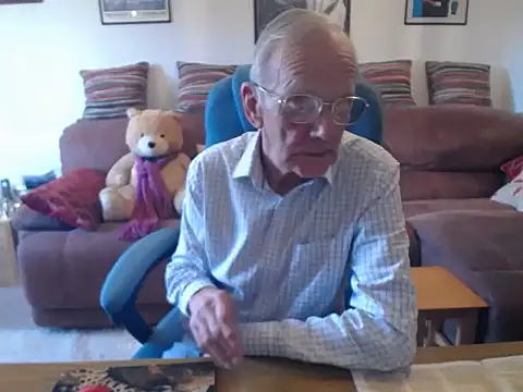 Ferret7777 online show from 10-29-25, 02:52