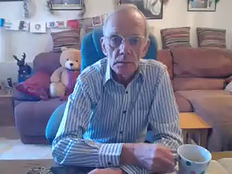 Snapshot of Ferret7777 chatting on 12-20-25, 01:29 Ferret7777 online show from 12-20-25, 01:29