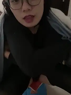 Bella0815 online show from 12-22-24, 07:33